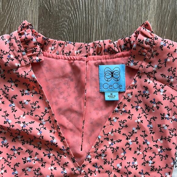 CeCe Light Pink & White Ditsy Floral V-Neck Long Sleeve Dress Size Medium - Picture 2 of 8